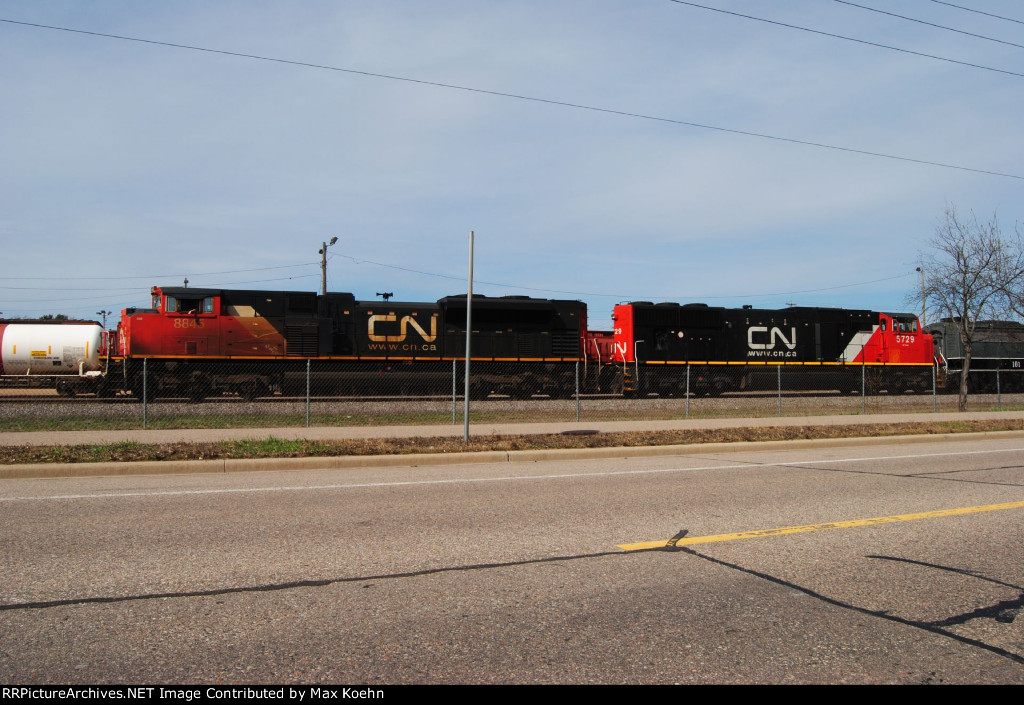 CN 8843